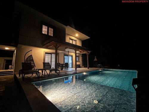 Seydikemer Villa | Villa LUX