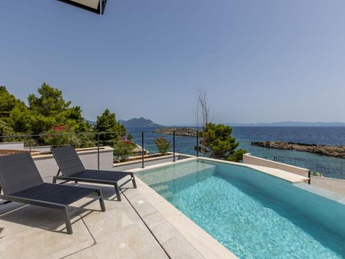 Orebic Villa | Villa Luxury Villa Luce by Interhome