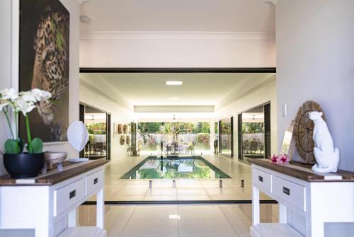 Trinity Beach Villa | Villa Maasai - Coastal Luxury With a Heated Pool