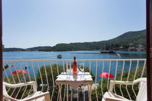 Zaton House | Villa Malfi