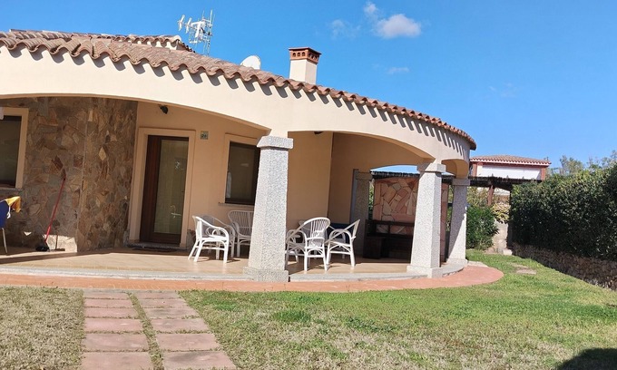 Costa Rei Villa | Villa Malugi Exclusive Oasis in Costa Rei