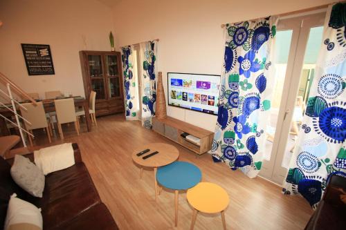 Sanary-sur-Mer House | Villa Mama Cocha 8 minutes à pied des plages