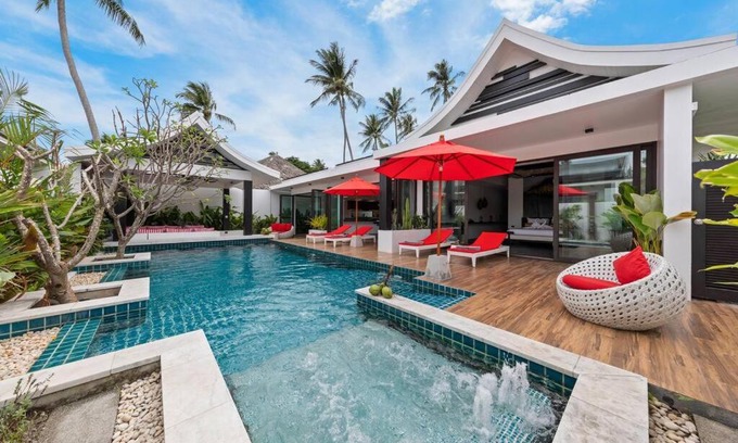 Maret Villa | Villa Mango with staff (brand new)