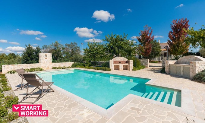 Taurisano Villa | Villa Marangi con piscina by Wonderful Italy