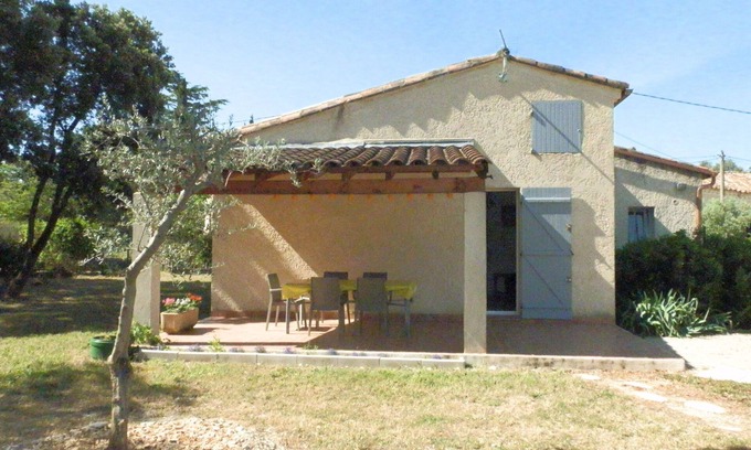 Vaucluse House | Villa Marguerite at the foot of Mont Ventoux