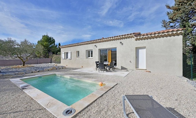 Mormoiron Villa | Villa MARIA with swimming pool - Air conditioning - Wi-Fi - Parking