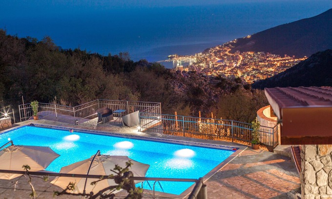 Lapcici Villa | Villa Marija has everything you need for a comfortable holiday in Montenegro
