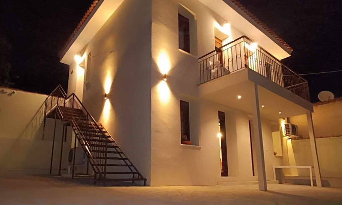 Fourka Apartment | VIlla Marilou Two Bedroom with Garden View