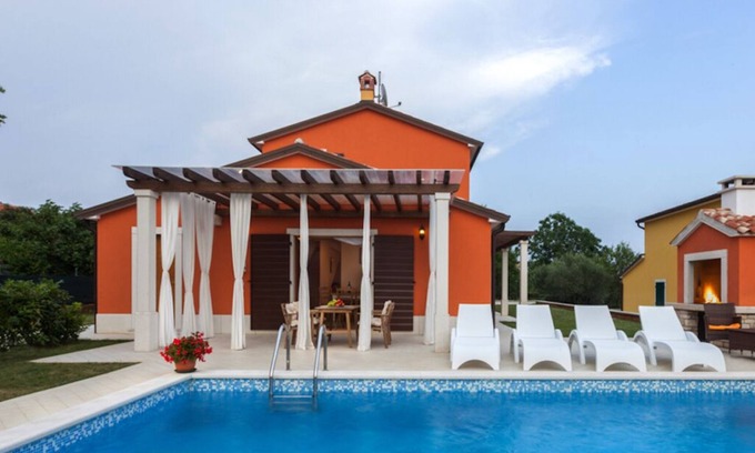 Vilanija Villa | VILLA MARINA, VILLAS in VILANIJA - UMAG (Private Swimming Pool)