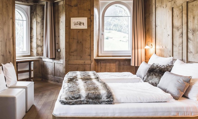 Ortisei Villa | Villa Martiner Apartments Emilia with Mountain View, Terrace & Wi-Fi