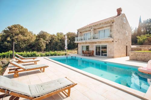 Komaji Villa | Villa Matanovi Dvori