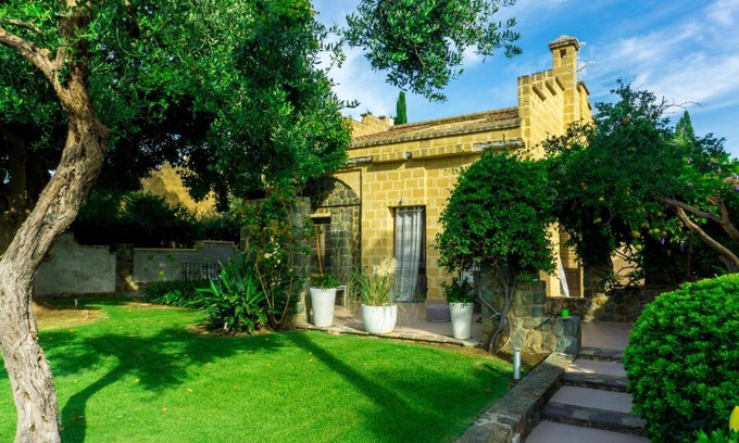 Mazzaforno Villa | Villa Medina