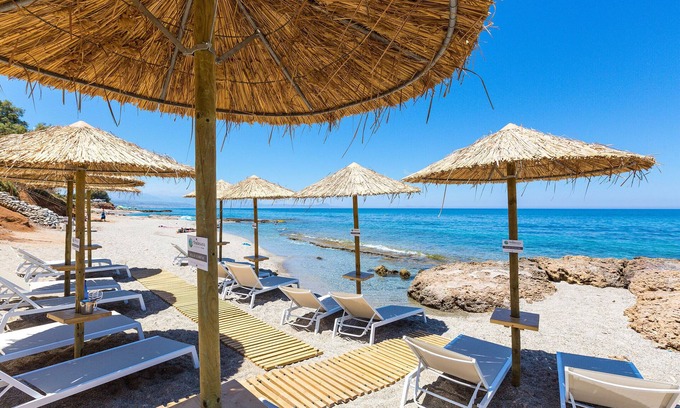 Pigianos Kampos Villa | Villa Melia, Exclusive Villa With Private Beach Facilities