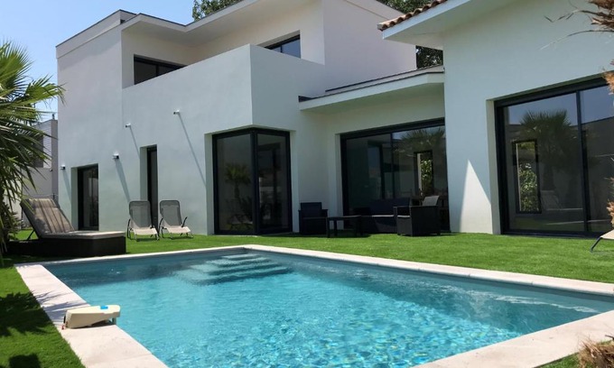 Le Grau-dʼAgde Villa | Villa MERYA piscine & plage