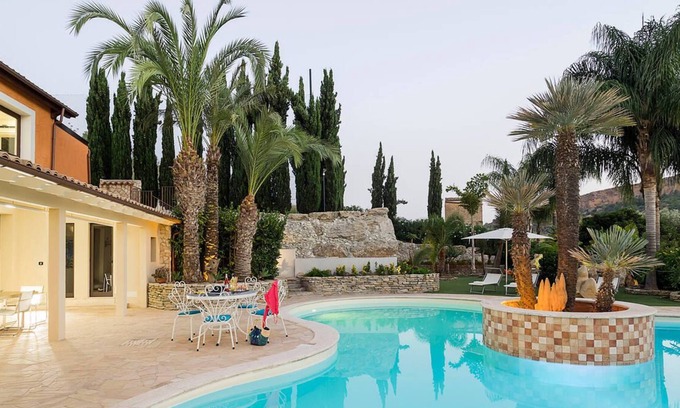 Agrigento Villa | Villa Michelangelo - 10 Guests