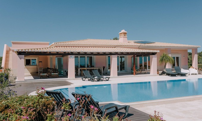 Quinta das Raposeiras Villa | Villa Monte dos Agostos - Amazing 3-bedroom villa with exceptional views!