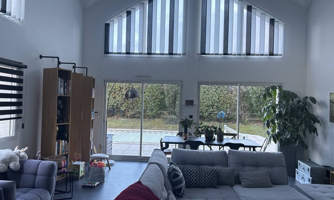 Voglans House | Villa Moderne Avec Piscine Proche du lac Daix-les-bains