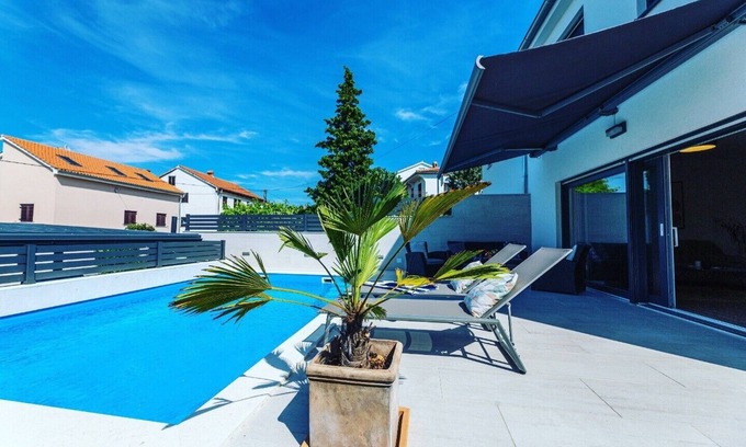 Njivice Villa | Villa Mondo Adria with private pool