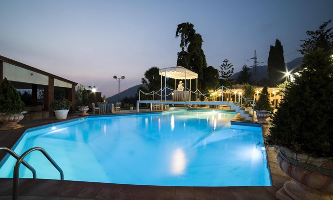 Cava de' Tirreni Villa | VIlla Montecaruso with pool and tennis