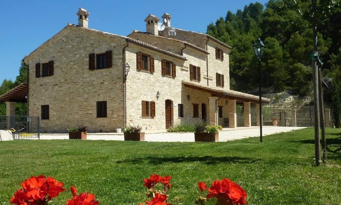Rotella Villa | Villa Monti