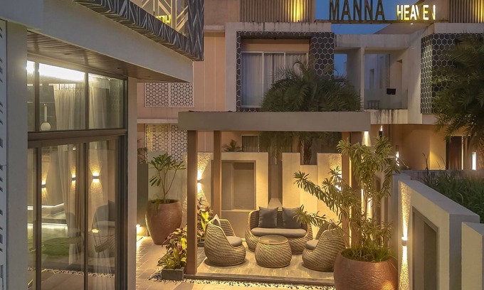 Lonavala Villa | Villa Myst Dusk by Deshco Holidays