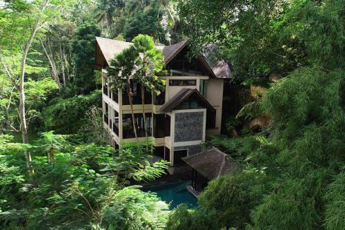Melayang Villa | Villa Naga Putih