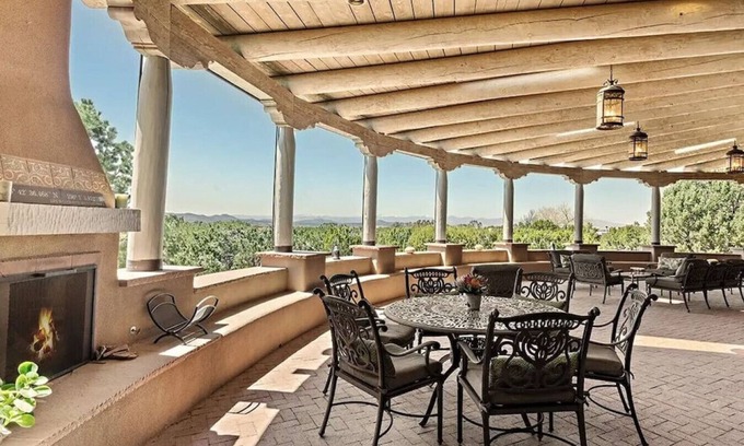 Las Campanas House | Villa Namaste - Mountain View Luxury Home in Santa Fe, NM