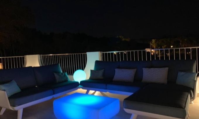 Santa Margherita di Pula Villa | Villa Neptunus - Private dream vacation right on the beach!