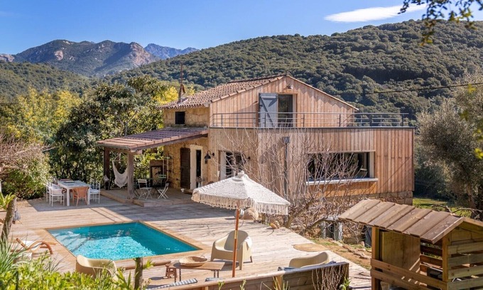 Ocana Villa | Villa nestled in the maquis, 10 minutes from the beaches