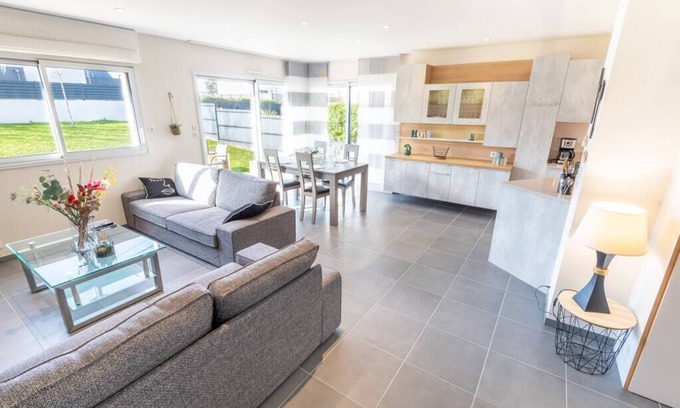 Guidel-Plages House | Villa Neuve Avec Jardin à 5 min de L'océan par Groom