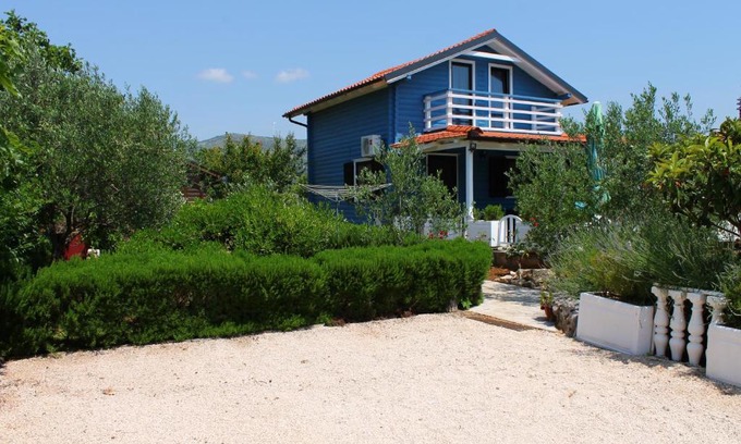 Gustirna House | Villa Nina & Mateja