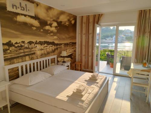 Lumbarda Bed & Breakfast | Villa Nobilo