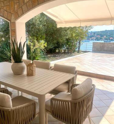 Loviste Villa | Villa Noma