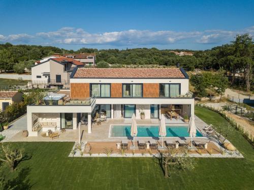 Jakovici Villa | Villa Novita