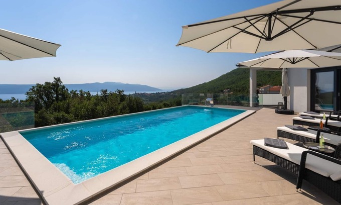 Martina House | Villa Oliv One