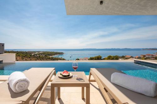 Primosten Burnji Villa | Villa Oliva