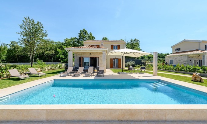 Tinjan Villa | Villa Oliva Muntrilj with pool and garden
