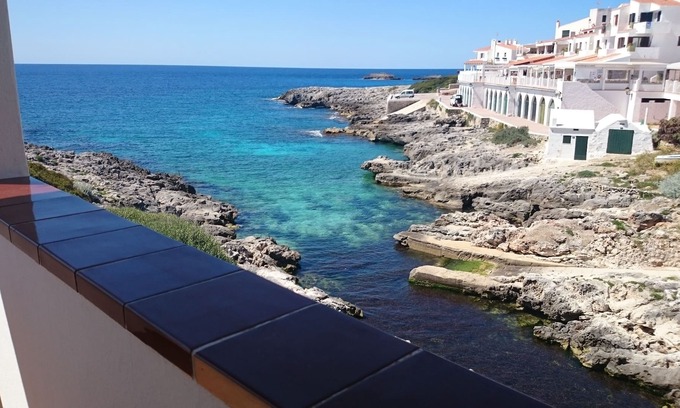 Binibeca Ski Chalet | Villa On the Seafront IN MAY AND JUNE DISCOUNT OF 20 EUROS PER NIGHT