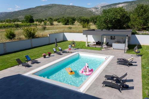 Blagaj Villa | Villa One Wall