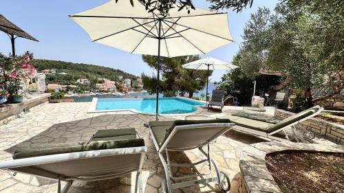 Tijesno Villa | Villa Paladin - Spacious Villa with Pool near Garden Resort - 7 Min walk