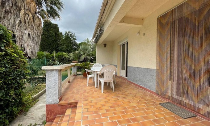 Palau-del-Vidre House | Villa Palau-del-Vidre, 4 bedrooms, 8 persons