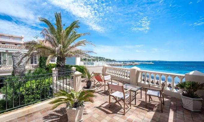 Pointe Croisette Apartment | Villa Palma - Four Bedroom Apartment, Sleeps 8