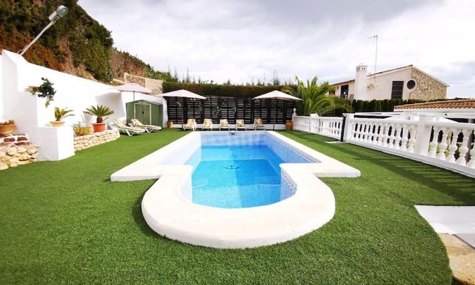 Ecija House | Villa Paraiso