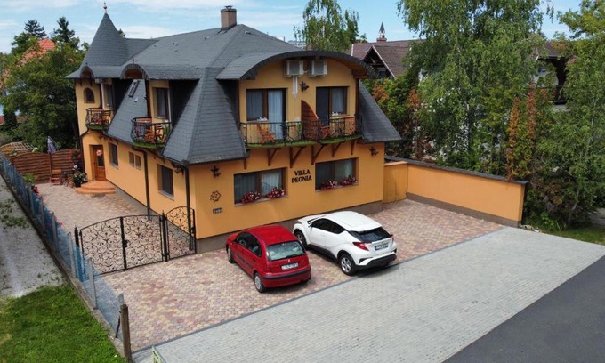 Keszthely House | Villa Peonia