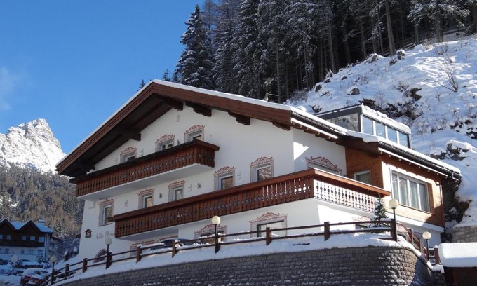 Selva di Val Gardena Apartment | Villa Perla