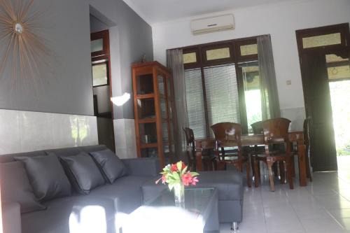 Jasri House | villa Philippe Mimpi 19