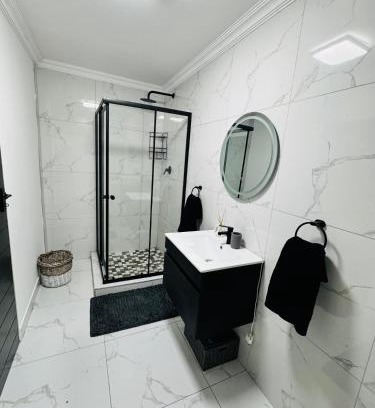 Woodmead Apartment | Villa Picasso Sandton - Executive
