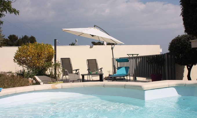 Carnoux-en-Provence Villa | VILLA PISCINE CARNOUX EN PROVENCE