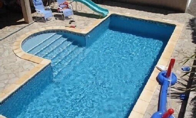 Portiragnes Villa | Villa pool gym @ Med