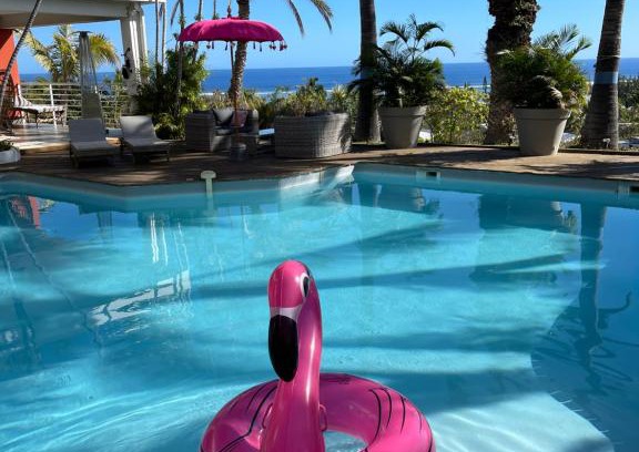 La Saline Les Bains Bed & Breakfast | Villa Prana